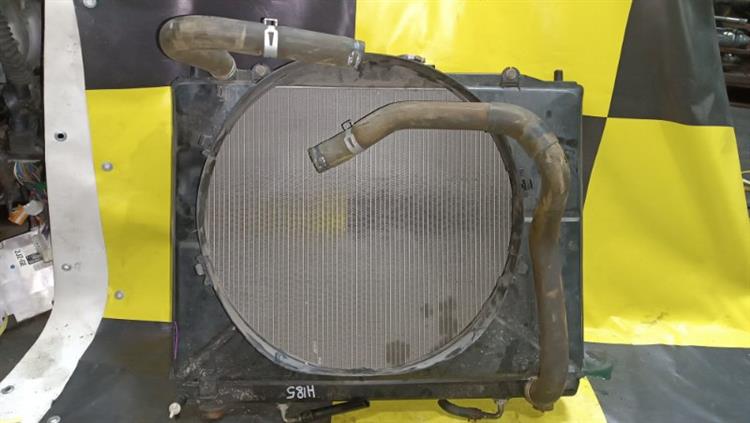 Радиатор основной Мицубиси Паджеро в Альметьевске 105204