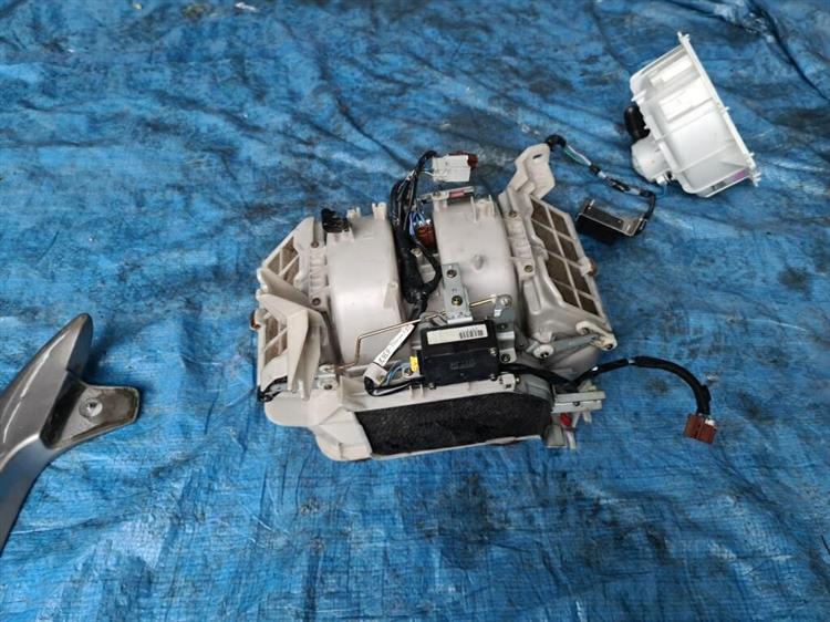 Мотор печки Хонда Легенд в Альметьевске 206136