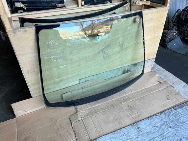 Лобовое стекло Тойота Приус в Альметьевске 236521