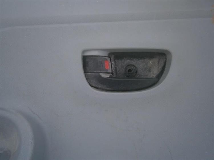 Дверь Тойота Приус в Альметьевске 66102