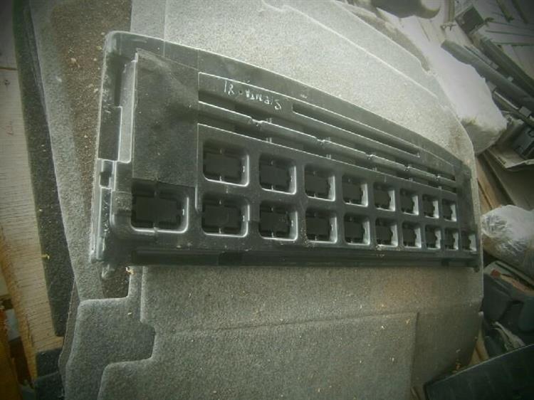 Полка багажника Тойота Сиента в Альметьевске 77566